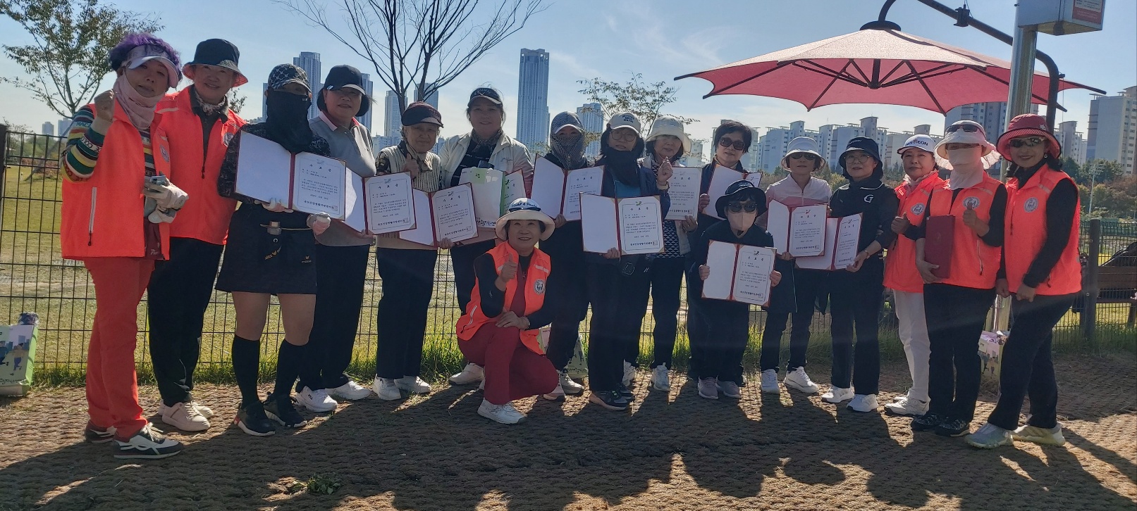 연수구 송도건강생활지원센터가 운영한 2024 시니어 파크골프교실이 성황리에 막을 내렸다